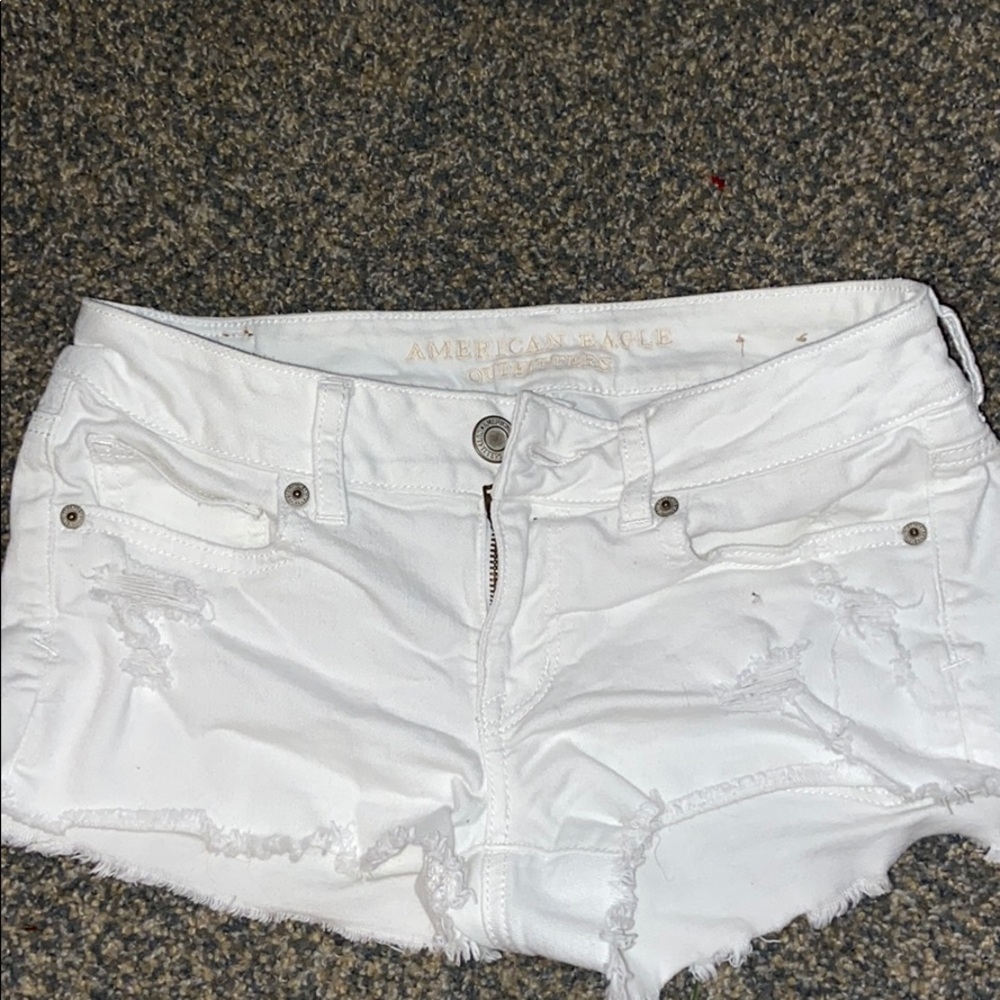 Barely worn American Eagle shorts